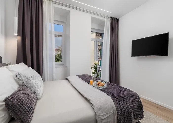 Saint Vitus With Balcony Apartment Rijeka