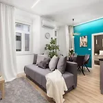 Saint Vitus With Balcony Apartament *