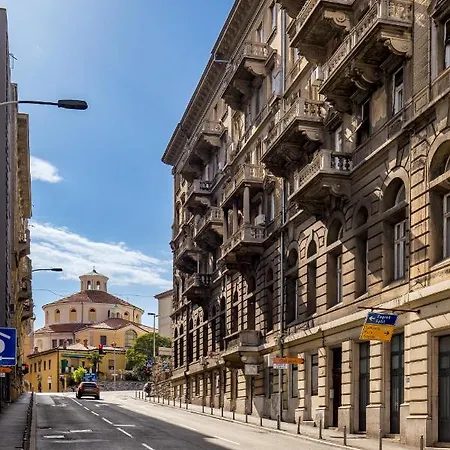 Apartamento Saint Vitus With Balcony Rijeka