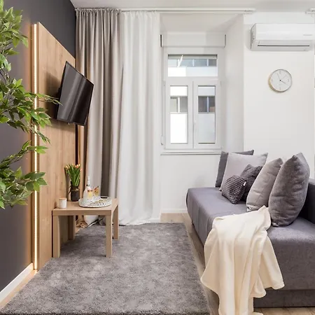 Apartment Saint Vitus With Balcony