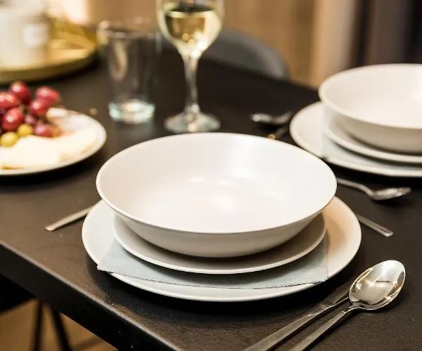 Saint Vitus With Balcony Apartmán *